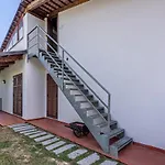 View With Pool *