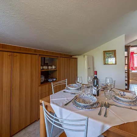 View With Pool Апартаменты